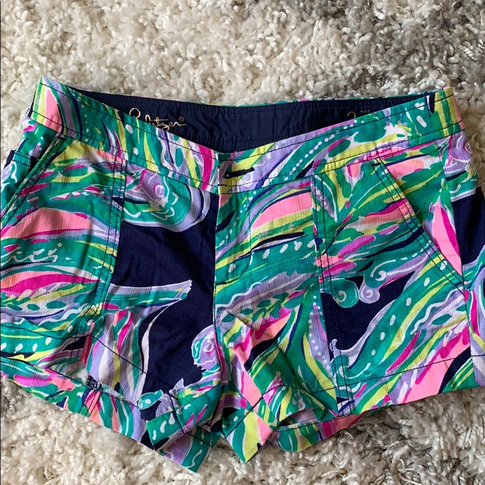 Lilly Pulitzer short